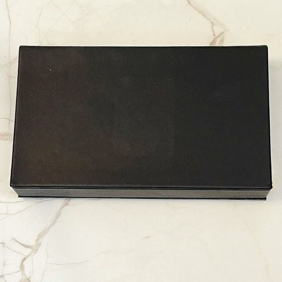 DIOR Écrin Couture (Holiday Limited Edition) - Picture 5 of 5